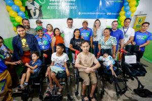 Imagem da notícia - Governo do Amazonas realiza mutirão de entregas para pessoas com deficiência em Alvarães, Japurá e Tefé