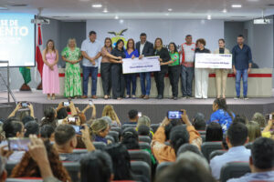 Imagem da notícia - Governador Wilson Lima repassa R$ 5 milhões a instituições de pessoas com deficiência e lança editais que vão beneficiar os setores social e primário