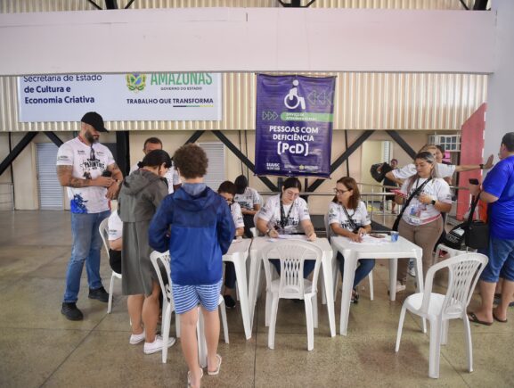 Festival de Parintins 2026: SEPcD inicia entrega de credenciais para o Espaço Acessível n…