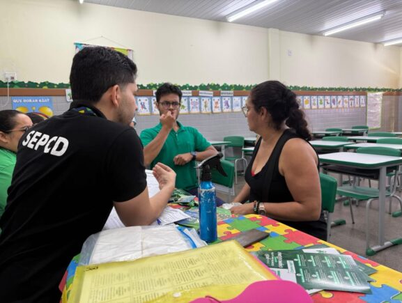 Governo do Amazonas promove primeira roda de conversa sobre acessibilidade em Libras e at…